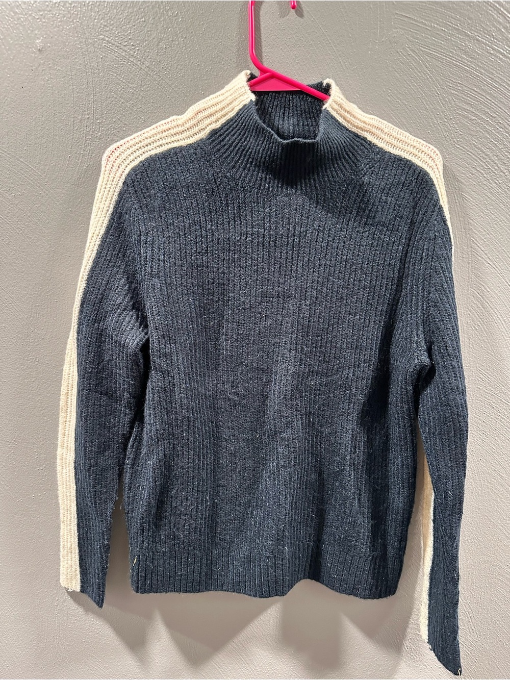 Abercrombie & Fitch Charcoal Turtleneck Sweater with Cream Shoulder Stripes
